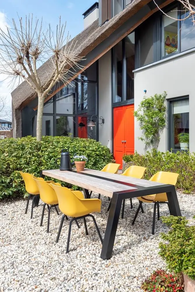 Bilingahouten tuintafel - Stalen onderstel - Lars