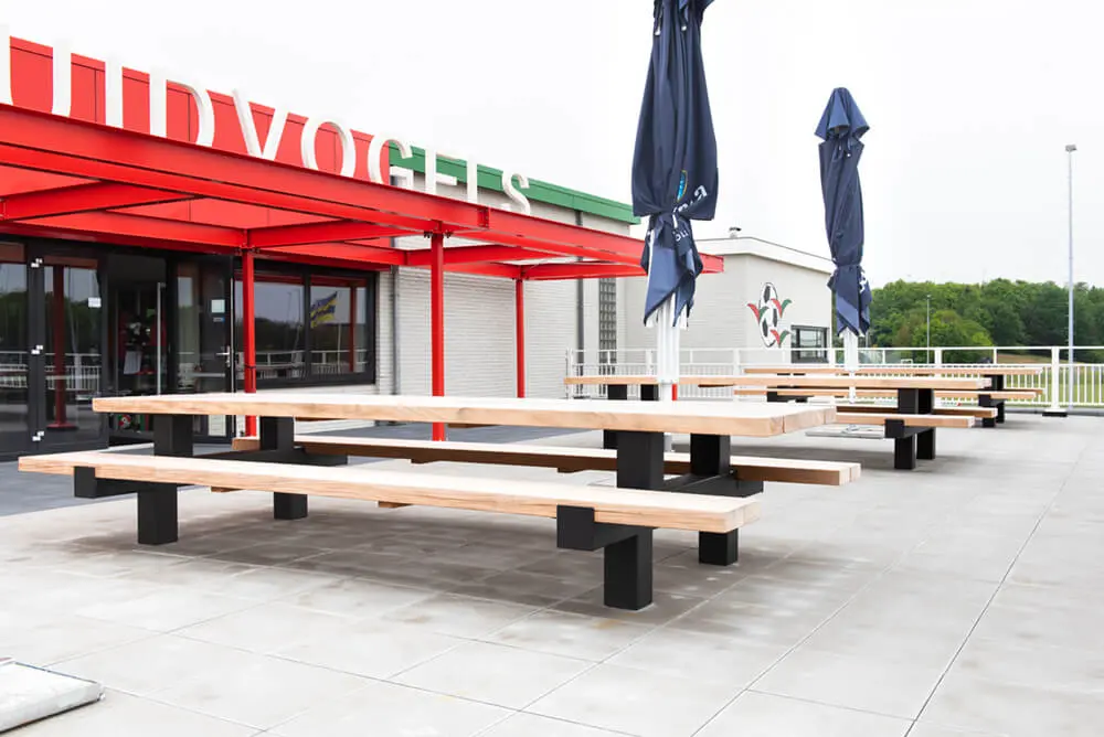 Bilinga Picknicktafel met stalen onderstel