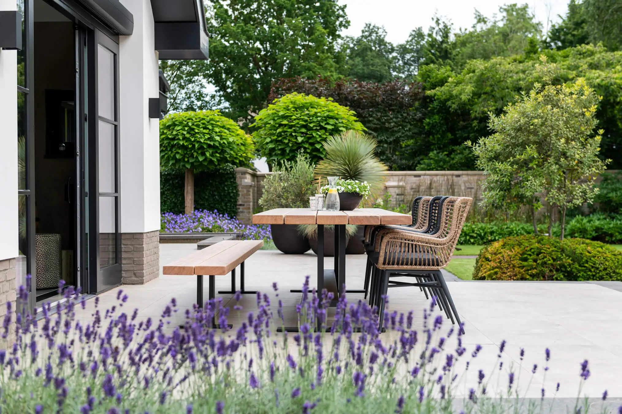 Bilingahouten tuintafel 'Gerrit'