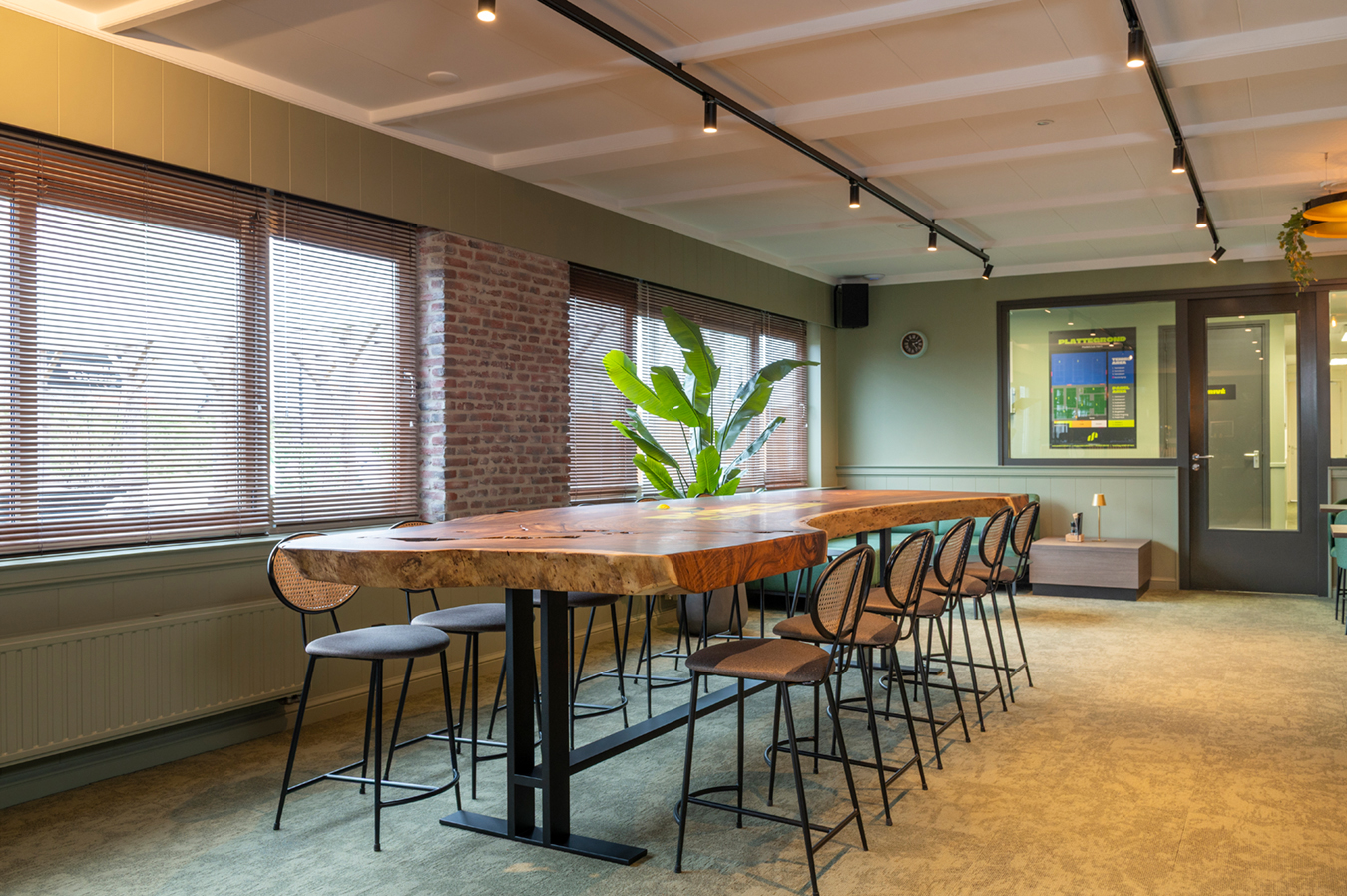 Zwa_Padelclub HEM - Hem-1_LR