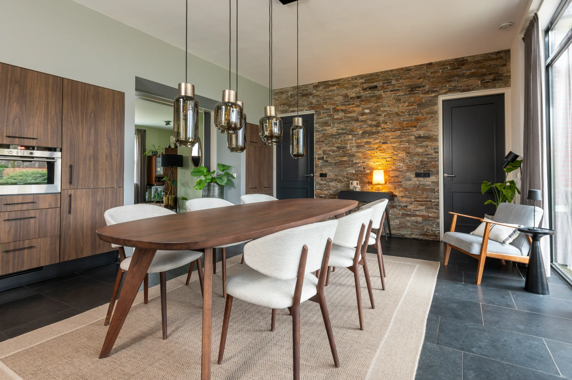 Notenhouten Deens ovale retro tafel