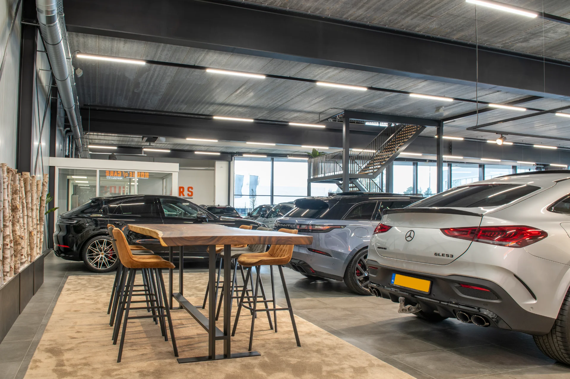 House of Cars tafel met logo - Zwaartafelen