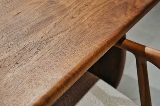 Massief notenhouten Japandi eettafel