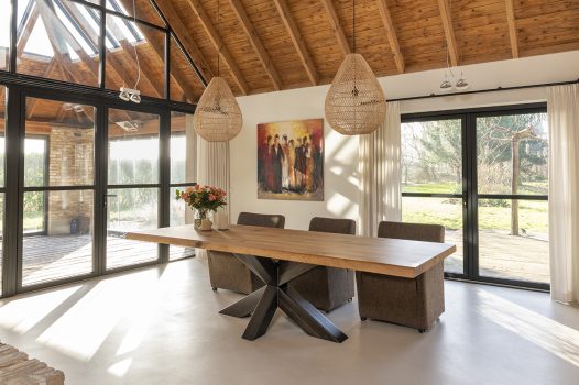 Massief eiken boomstamblad met kruispoot