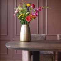 Notenhouten Deens ovale tafel met Gerrit onderstel
