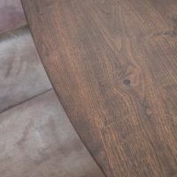 Notenhouten Deens ovale tafel met Gerrit onderstel