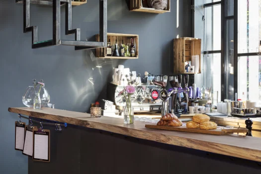 Massief eiken boomstam barblad