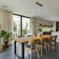 Rustiek eiken tafel - Stalen onderstel - U