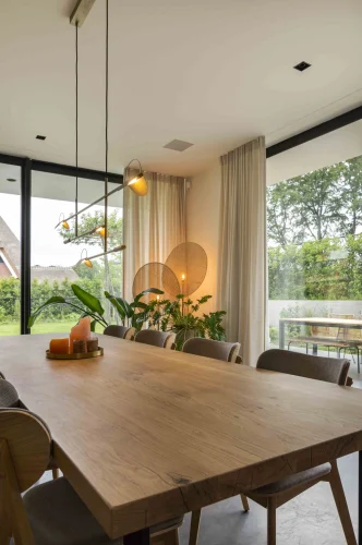 Rustiek eiken tafel - Stalen onderstel - U