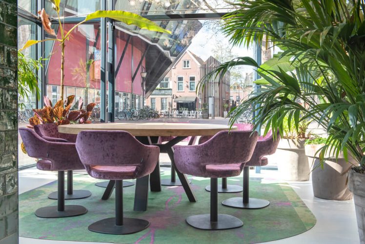 Massief eiken ronde kantoortafel